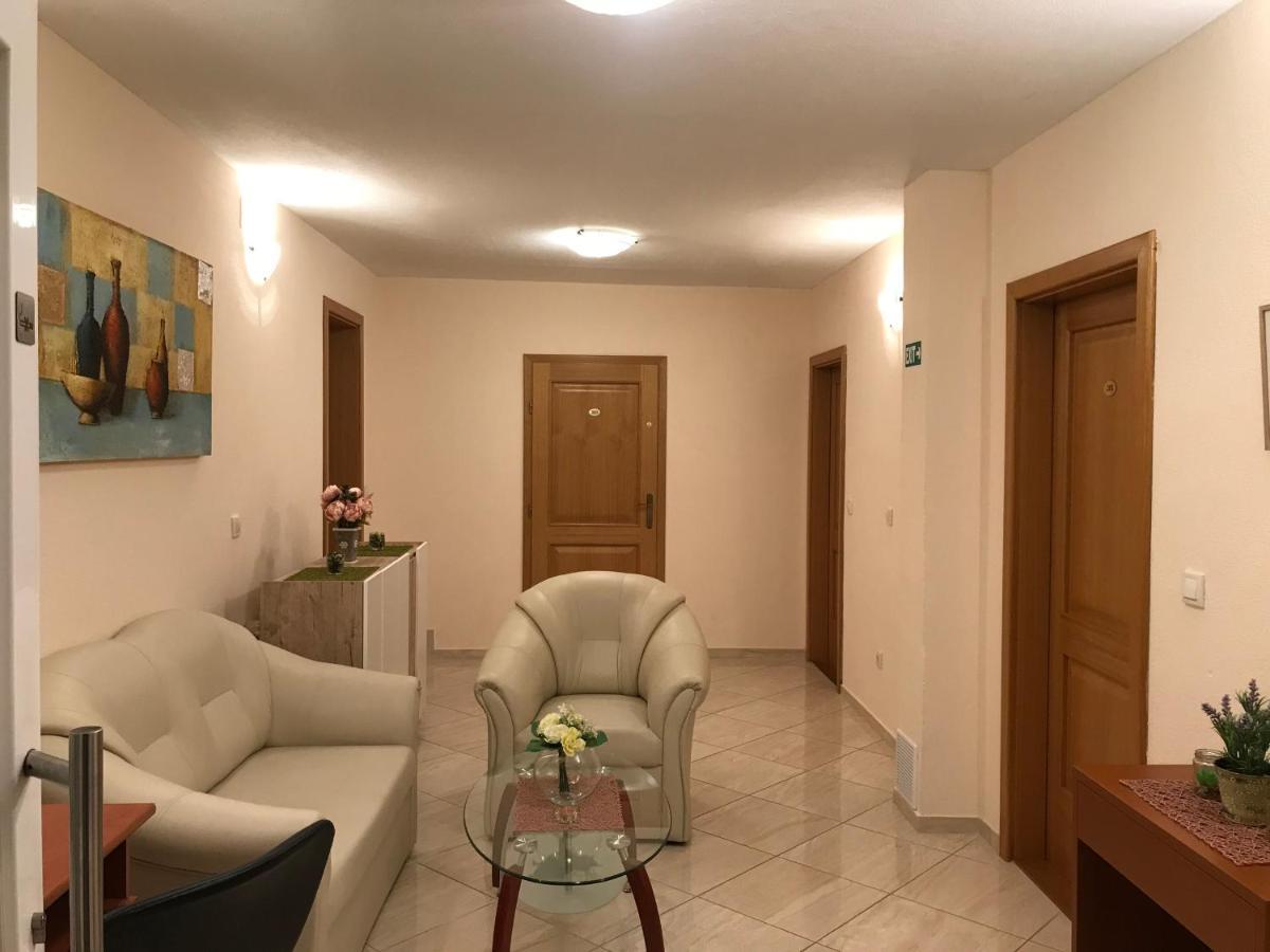 Palma Promajna Apartments Екстер'єр фото